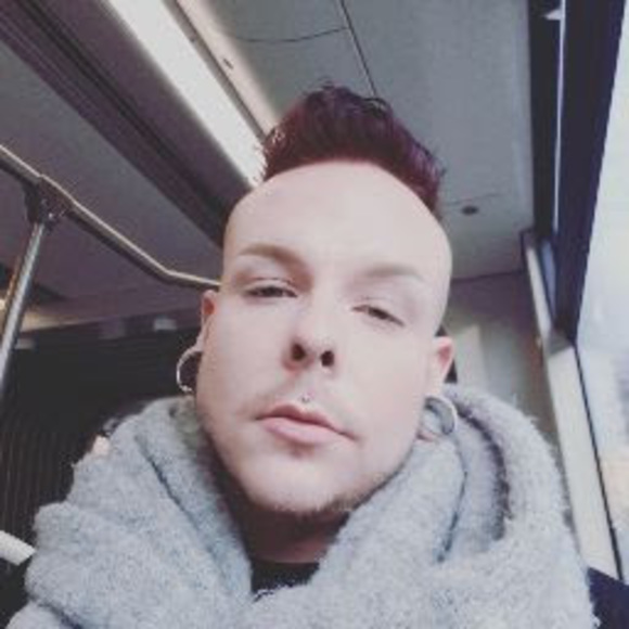 Meet your Posher, Joshua - Picture 1 of 1